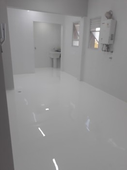 Tinta Autonivelante para Piso